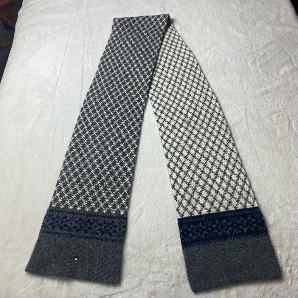 Tommy Hilfiger Wool Blend Gray White Scarves
